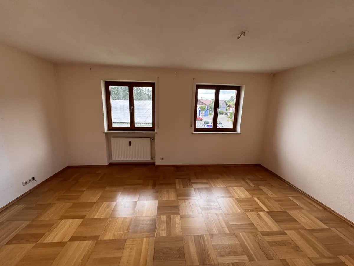 Raum nach der Räumung, leer und besenrein